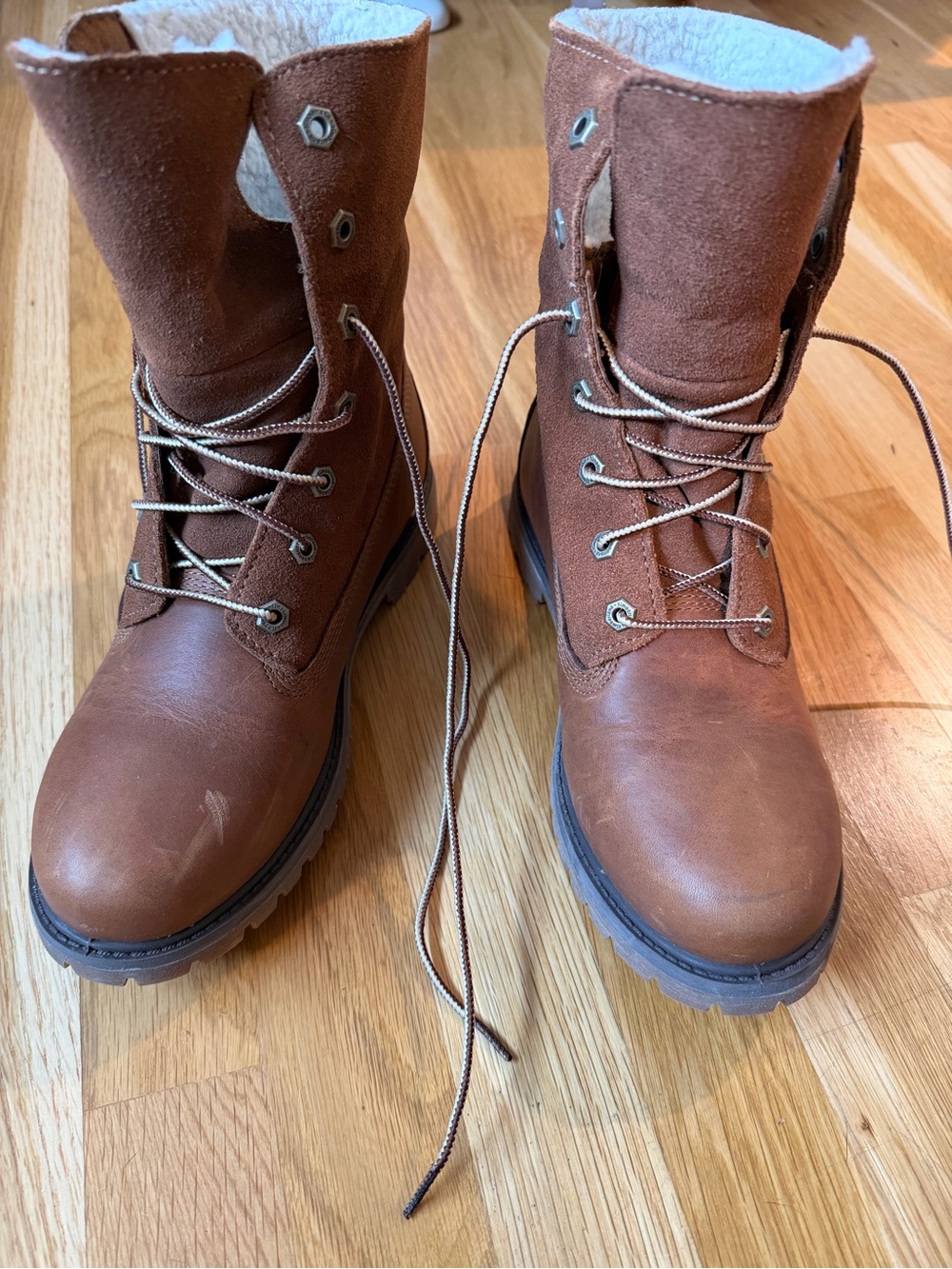 Timberland Teddy fleece lined women’s boots